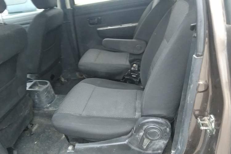 Used Dongfeng Fengon 330 2014 1.3L Manual Utility Version DK13-07 Left Rear Seat