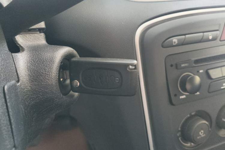 Used Peugeot 308 2014 Enjoy Edition Classic 1.6L Manual YouShang Model
