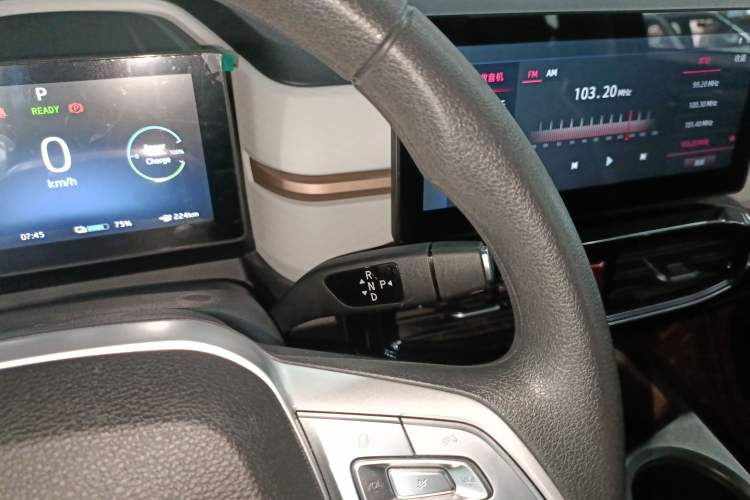 Used JAC Yiwei E10X 2024 Charming Edition 301km Lite