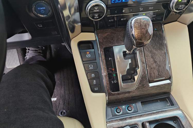 Used Toyota Alphard 2021 Dual-Engine 2.5L Prestige Edition