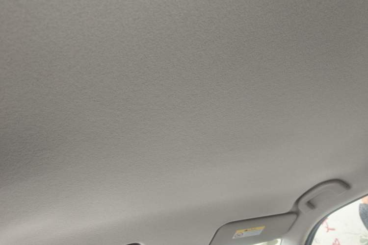 Used Nissan Kicks 2023 Jingqing Edition 1.5L Combining "Power" with a Stylish Touch Headliner