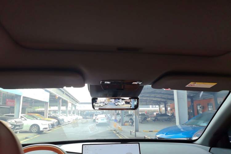 Used Dongfeng eπ eπ008 2025 210 Ultra Range-Extended Version 5 Seats