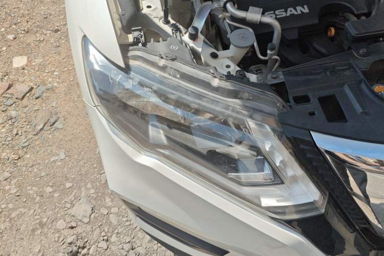 Used Nissan X-Trail 2021 2.0L CVT 2WD XL ITS Comfort Commemorative Edition Right Front Headlight