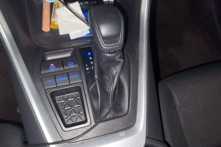 Used Toyota RAV4 2020 2.0L CVT Two-Wheel Drive Fashion Edition
