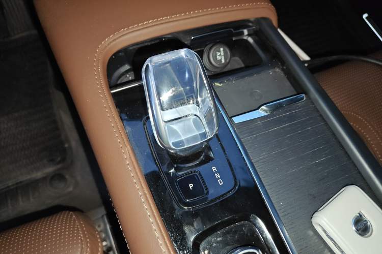 Used Volvo XC90 2024 B6 Zhiya Luxury 7-Seater