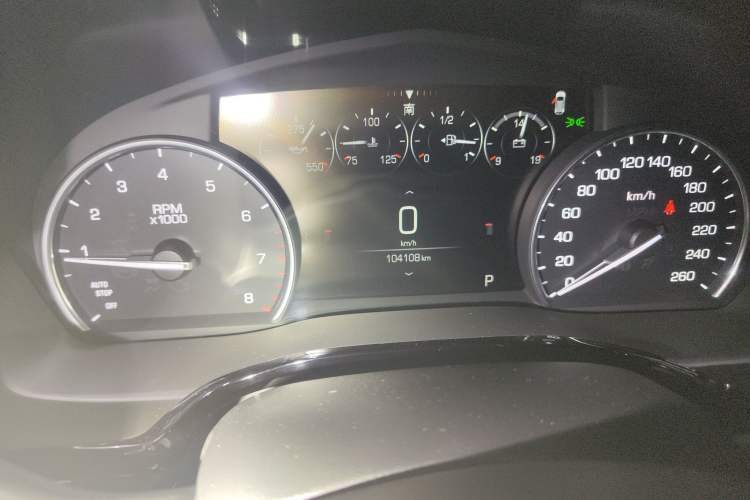 Used Cadillac XT5 2018 25T Luxury Model