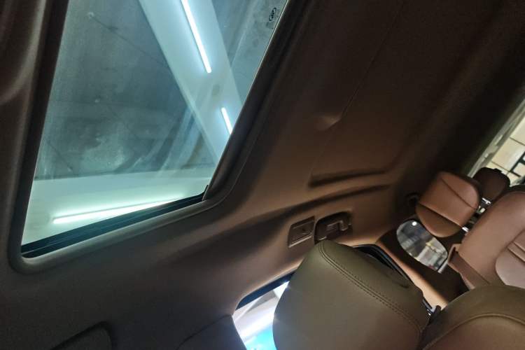 Used Buick GL8 2017 ES 28T Premium Version China V Standard