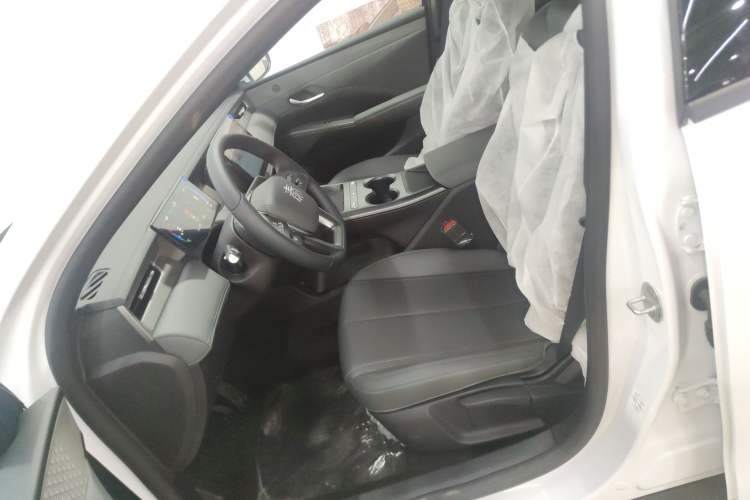 Used BYD Qin PLUS  Left Front Seat