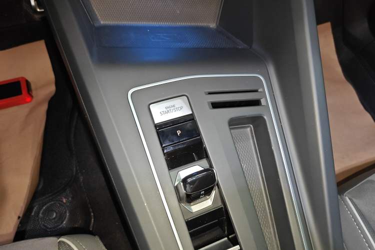 Used Volkswagen Golf 2023 Facelift 280TSI DSG R-Line Lite Vehicle Key