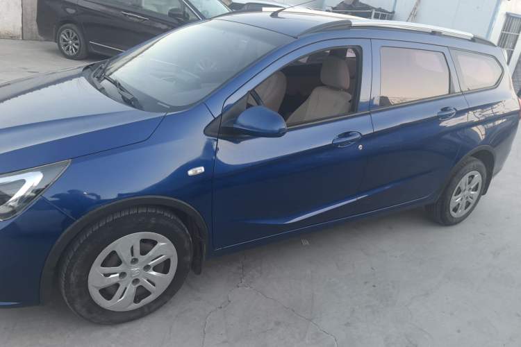 Used Baojun 310W 2017 1.5L Manual Comfort Version China V