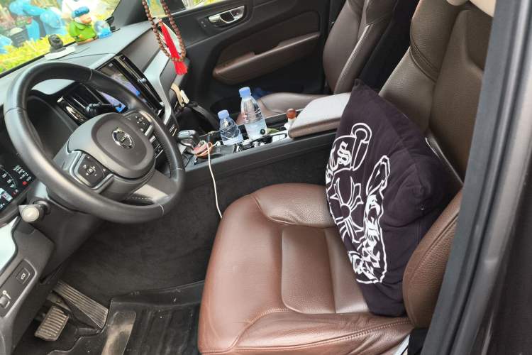 Used Volvo XC60 2021 T5 4x4 Smart Luxury Edition