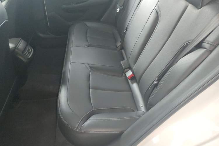 Used Buick GT 2021 Revised Version Flagship 1.5L Automatic Elite Edition Left Rear Seat