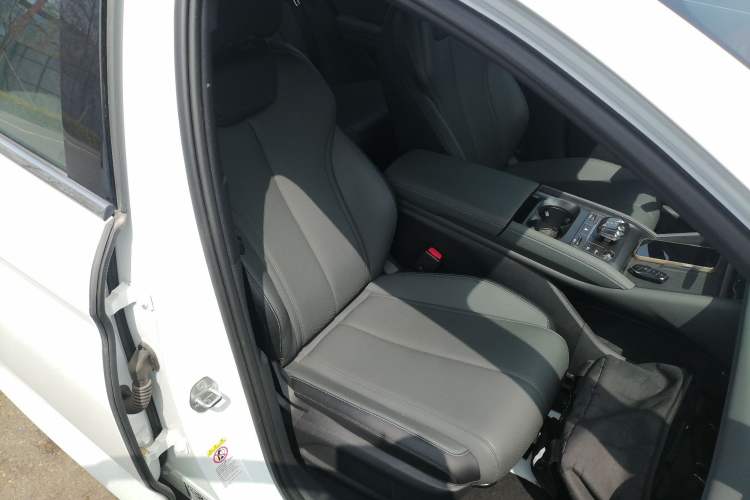 Used BYD Qin L 2024 DM-i 80KM Beyond Model