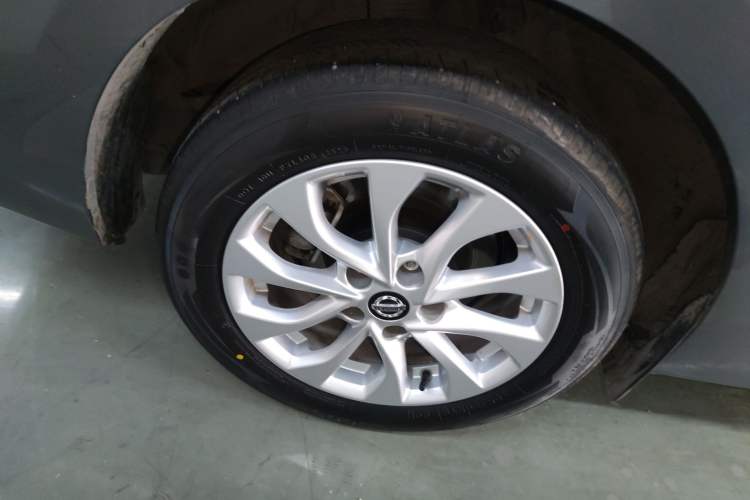 Used Nissan Sylphy 2024 Facelifted Three Classic 1.6XE CVT Comfort Edition Right Rear Wheel Hub
