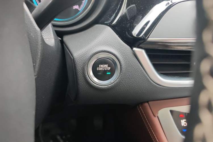 Used Buick Envision 2015 20T Two-Wheel-Drive Elite Model