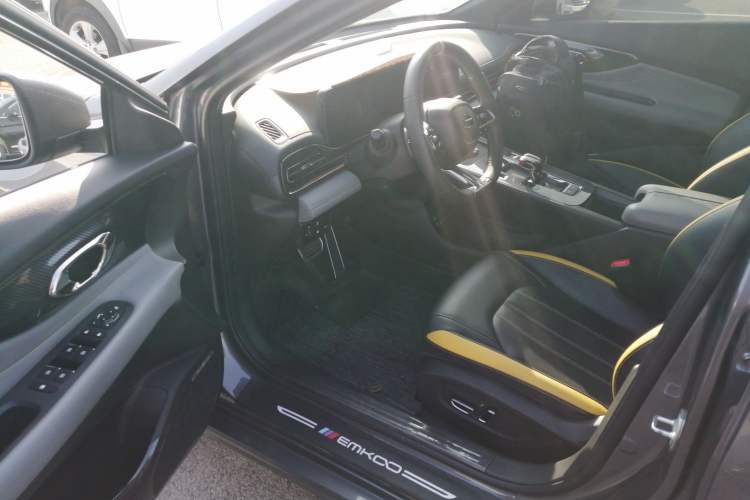 Used GAC Trumpchi EMPOW 2023 270T DCT J15 Version Driver Seat