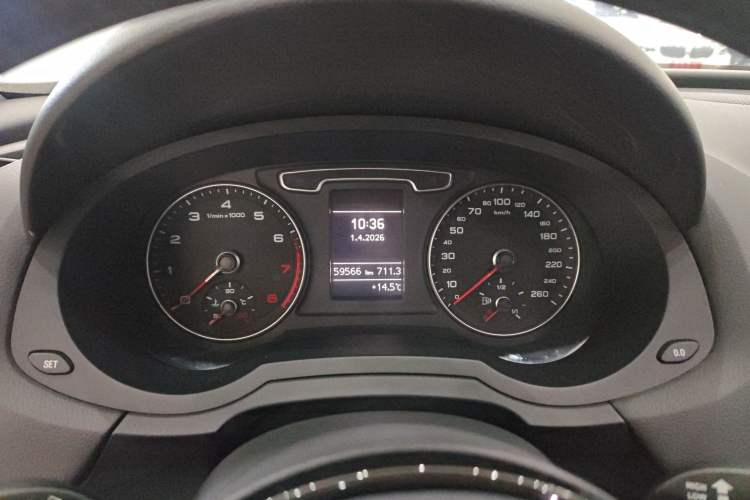 Used Audi Q3 2015 30 TFSI Comfort Model
