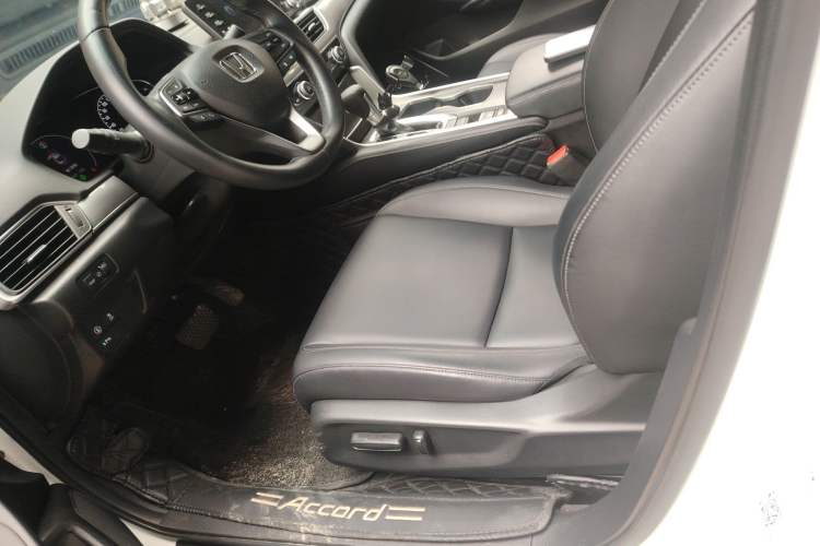 Used Honda Accord 2018 260TURBO Luxury Edition China VI Left Front Seat
