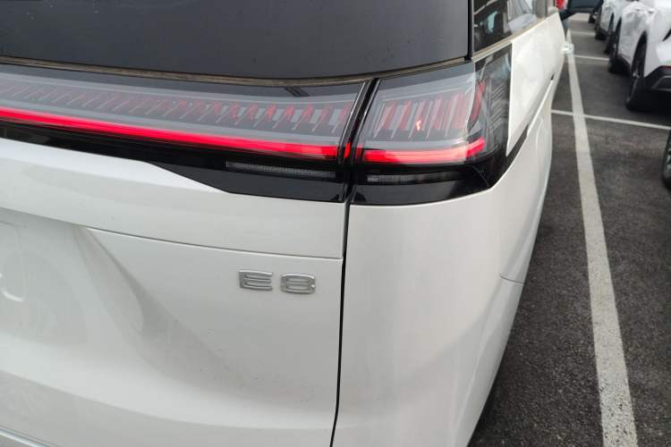 Used GAC Trumpchi Trumpchi E8 2024 Honor Series 2.0L Honor Edition