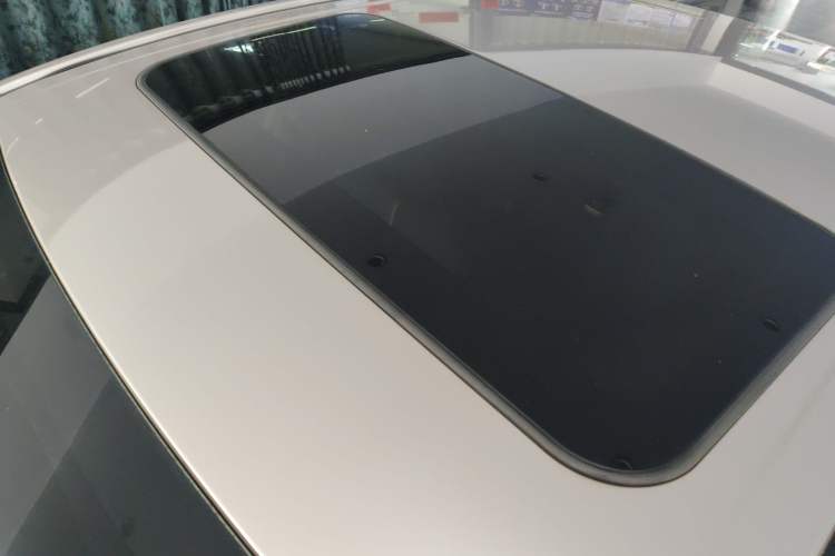 Used Toyota Camry 2019 Revised Version 2.0G Luxury Edition Roof