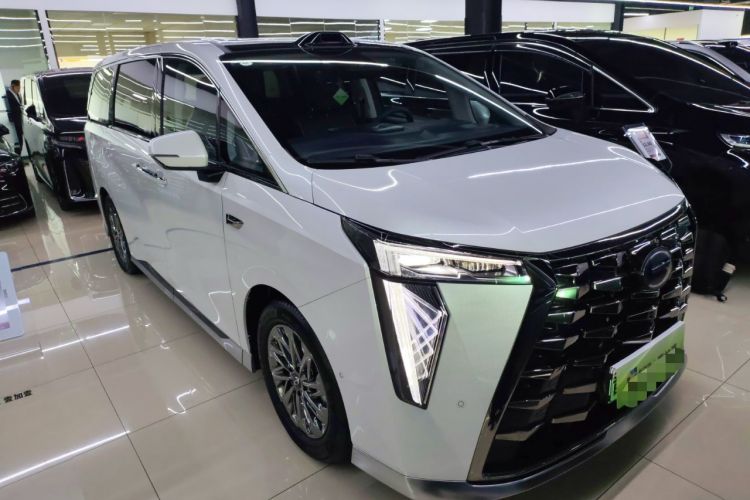 Used GAC Trumpchi Xiangwang M8 2025 Kunkun Series Ultra First-Class Cabin Exterior 1