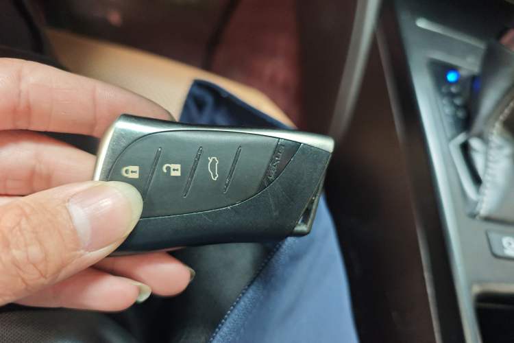 Used Lexus ES 2018 300h Premier Edition China V Standard
