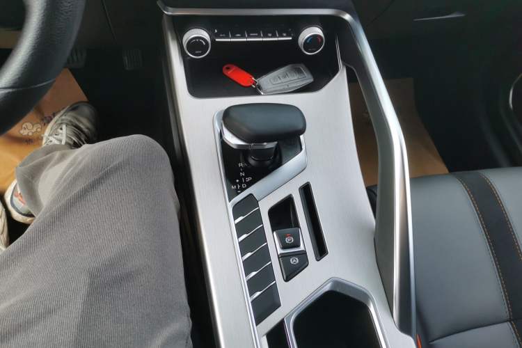 Used Geely Auto Coolray 2024 1.5T DCT Longteng Edition