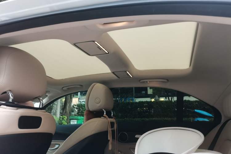 Used Mercedes-Benz C-Class 2017 Facelift C 200 L
