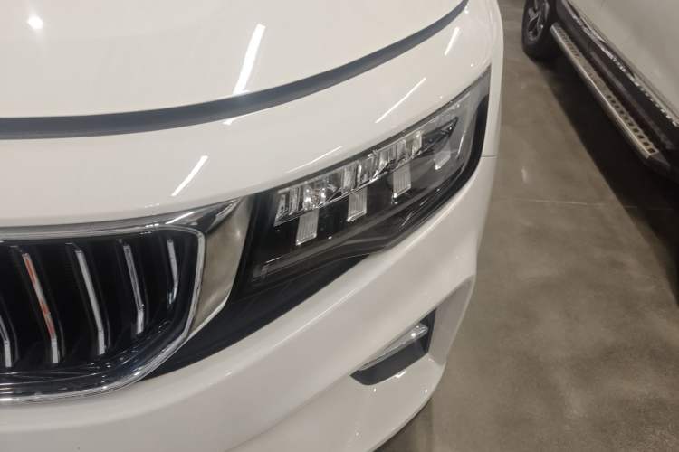 Used Geely Auto Haoyue 2022 1.8TD DCT Luxury 7-Seater
