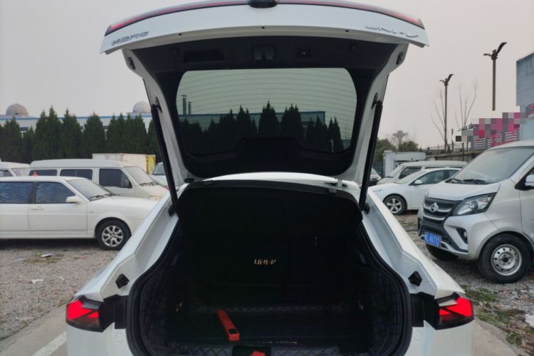 Used Changan UNI-V 2022 1.5T Prestige Version