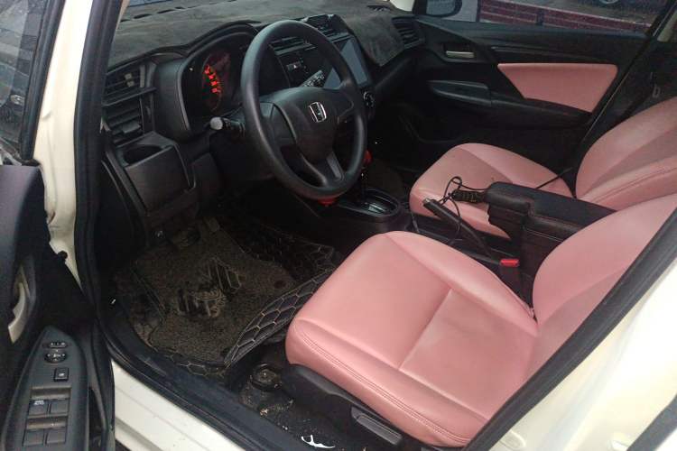 Used Honda Fit 2018 1.5L CVT Comfort Sunroof Version
