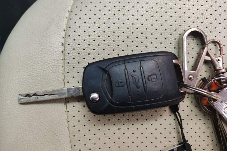 Used Wuling Hongguang MINIEV 2022 Zizai Version Lithium Iron Phosphate Vehicle Key