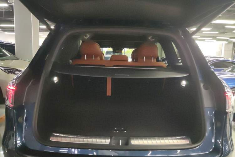 Used Hima AITO M8 2025 Extended-Range Max+ Version 53.4 kWh 5-Seater Edition Trunk