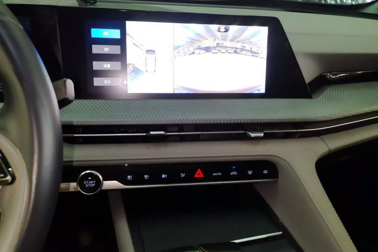 Used CHANGAN CS75 PLUS 2022 2nd Generation 1.5T Automatic Prestige Version Audio And AC Panel