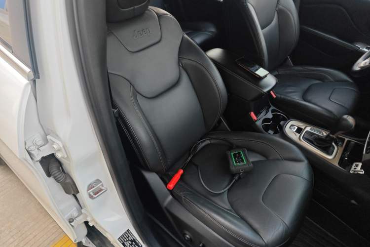 Used Jeep Cherokee 2017 2.0L Superior Edition