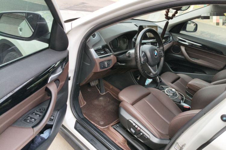 Used BMW X1 2020 sDrive25Li Leading Model
