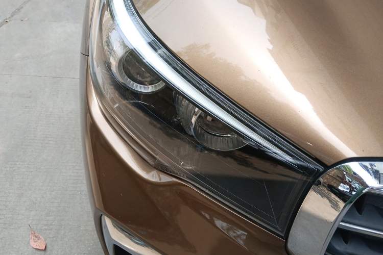 Used Kia KX7 2017 2.0L Automatic 2WD GLS 5-Seater
