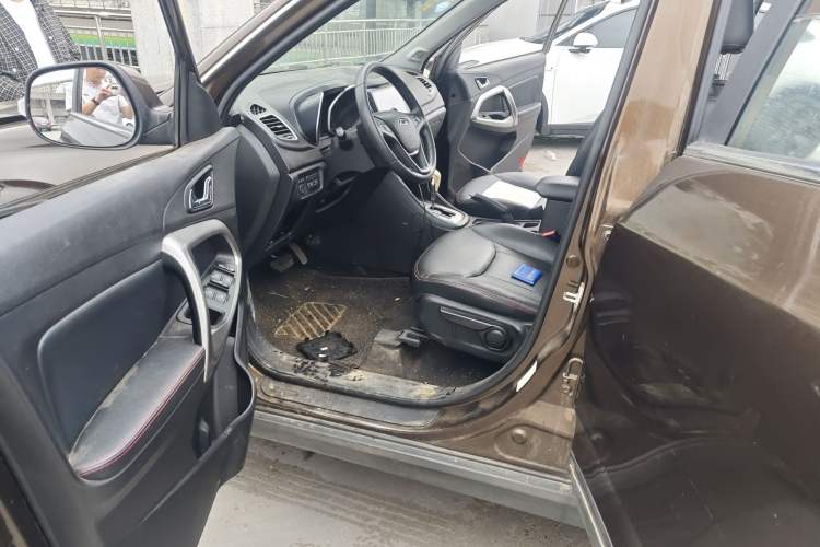 Used Chery Tiggo 5 2014 2.0L CVT Joyful Edition Driver Seat