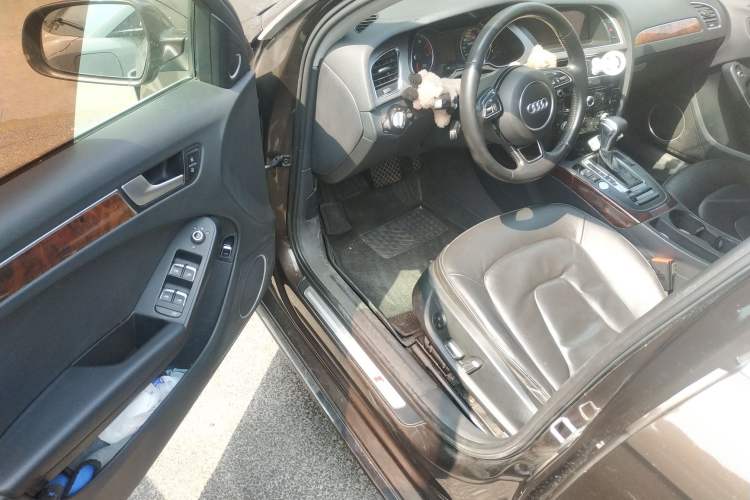 Used Audi A4L 2016 35 TFSI Collection Edition S line Comfort Model