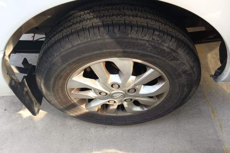 Used SAIC MAXUS Xintu V80 2021 2.0T PLUS Manual City Edition Short Wheelbase Ultra-Low Roof 5/6 Seats