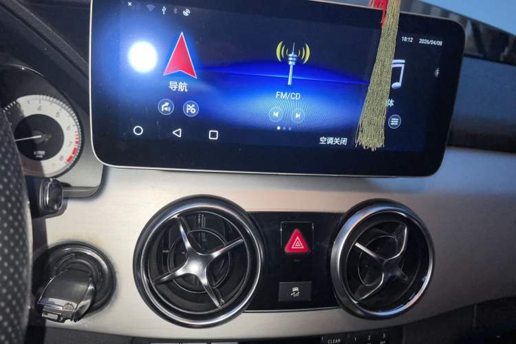 Used Mercedes-Benz GLK-Class 2015 GLK 260 4MATIC Dynamic Edition Ultimate Version Audio And AC Panel