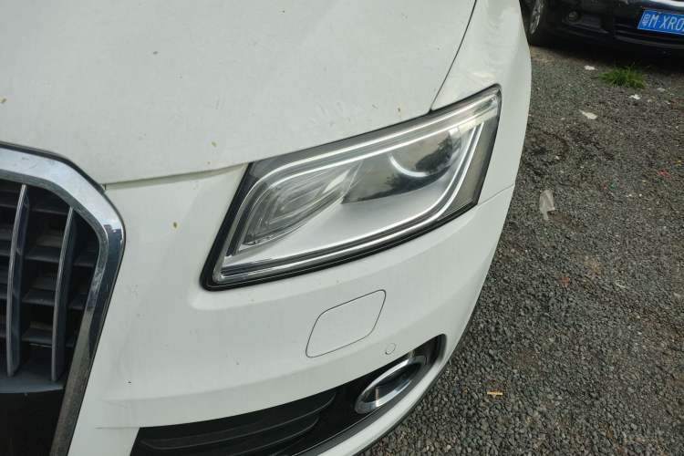 Used Audi Q5 2015 40 TFSI Comfort Model Left Front Headlight