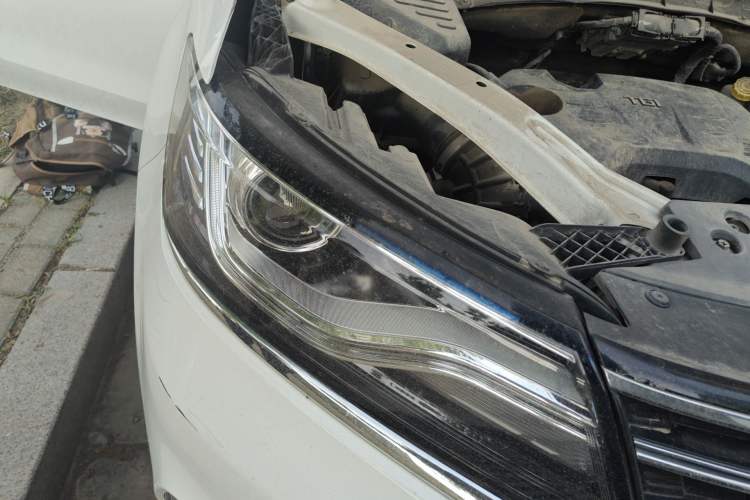 Used Roewe RX5 2018 20T Two-Wheel Drive Automatic Flagship Edition