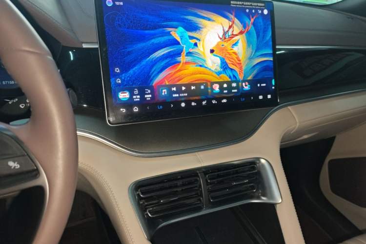 Used BYD Song PLUS New Energy 2025 EV Intelligent Driving Edition 520km Luxury Model
