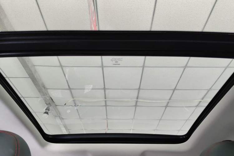 Used FORTHING T5 EVO 2021 1.5TD DCT Diamond Edition Headliner