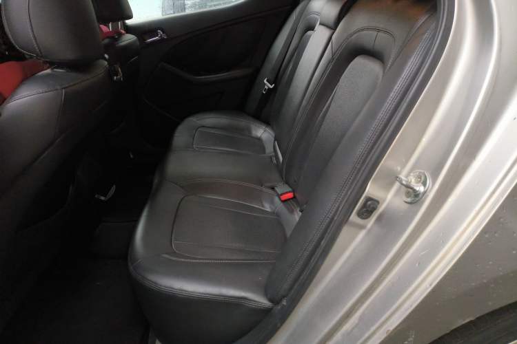 Used Kia K5 2012 2.0L Automatic DLX
