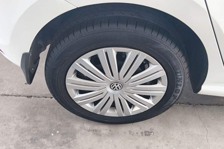 Used Volkswagen Polo 2018 1.5L Automatic Enjoyment Model Exterior 5