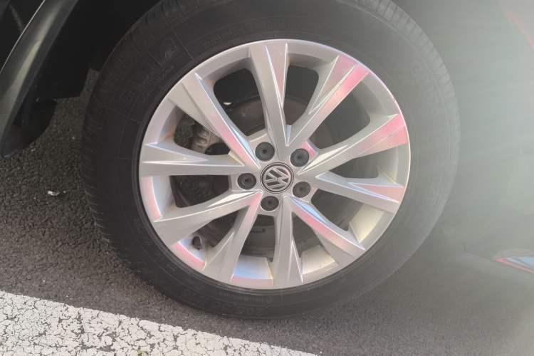 Used Volkswagen Lavida 2017 1.6L Automatic Comfort Edition