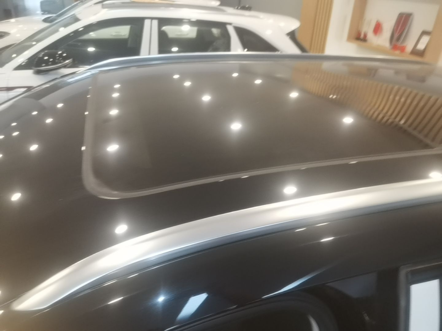 Hongqi HS3 PHEV 2025 Model 125km Jingwei PLUS 2 Millionth Anniversary Edition — снимка 7