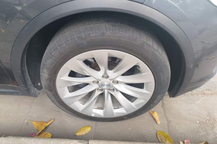 Used Tesla Model X 2016 X 90D
